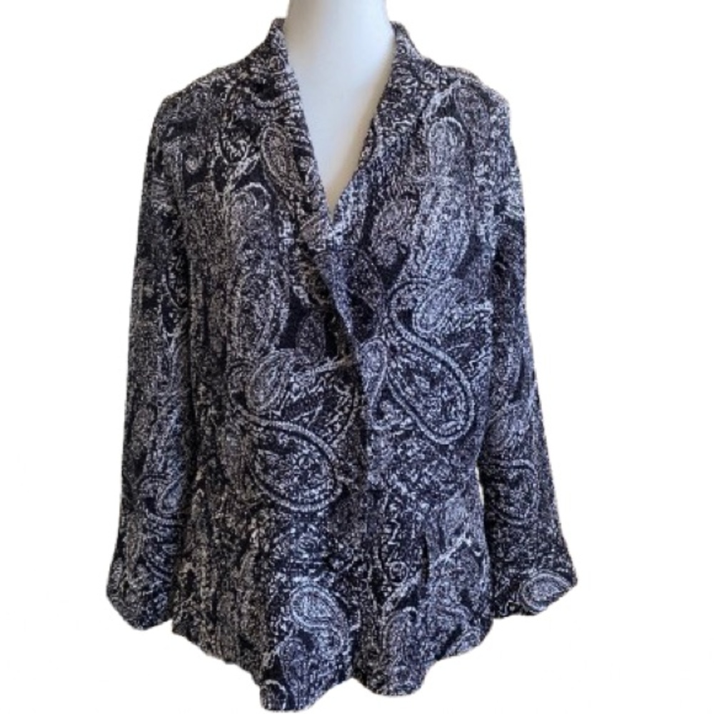 Chico's Black and White Paisley Button Down Shirt with pockets